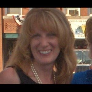 Meet your Posher, Laurie